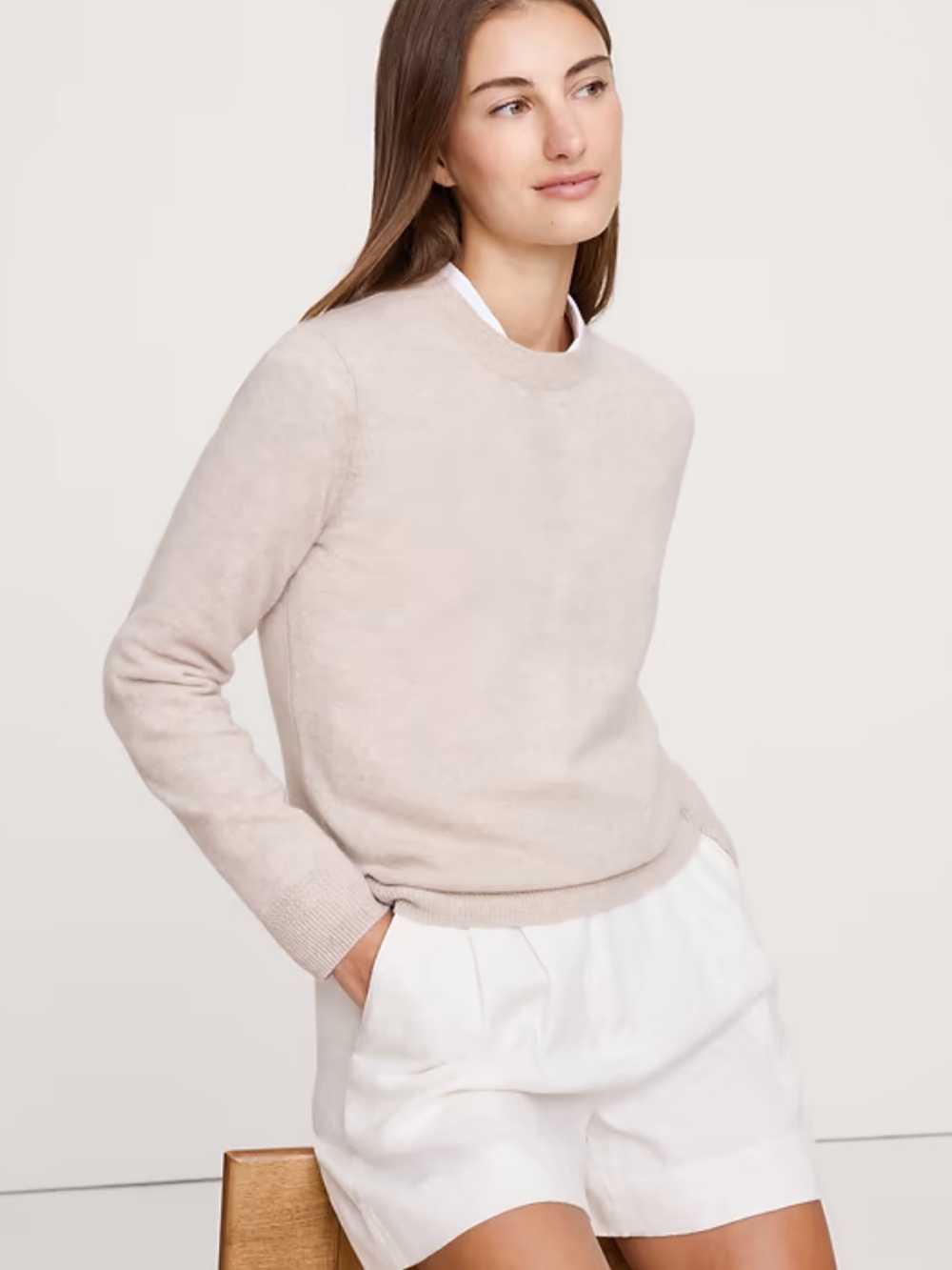 Banana Republic Lightweight Cashmere Crew-Neck Sweater Beige Cream M Capsule